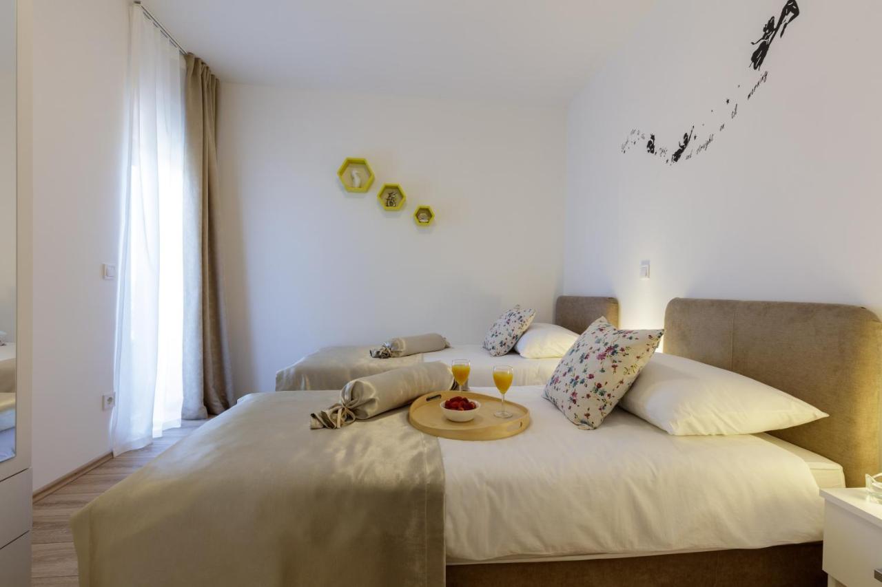 Ferienwohnung Sunny Garden Adria Split Exterior foto